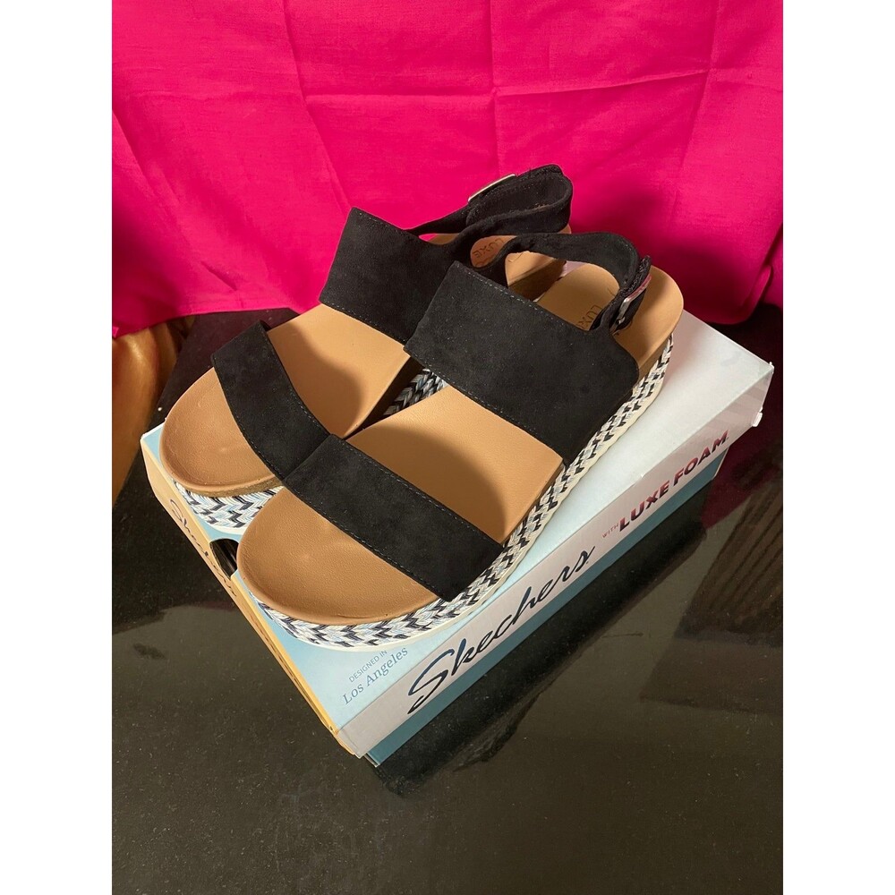 Skechers Sandals Chevron Platform Heel